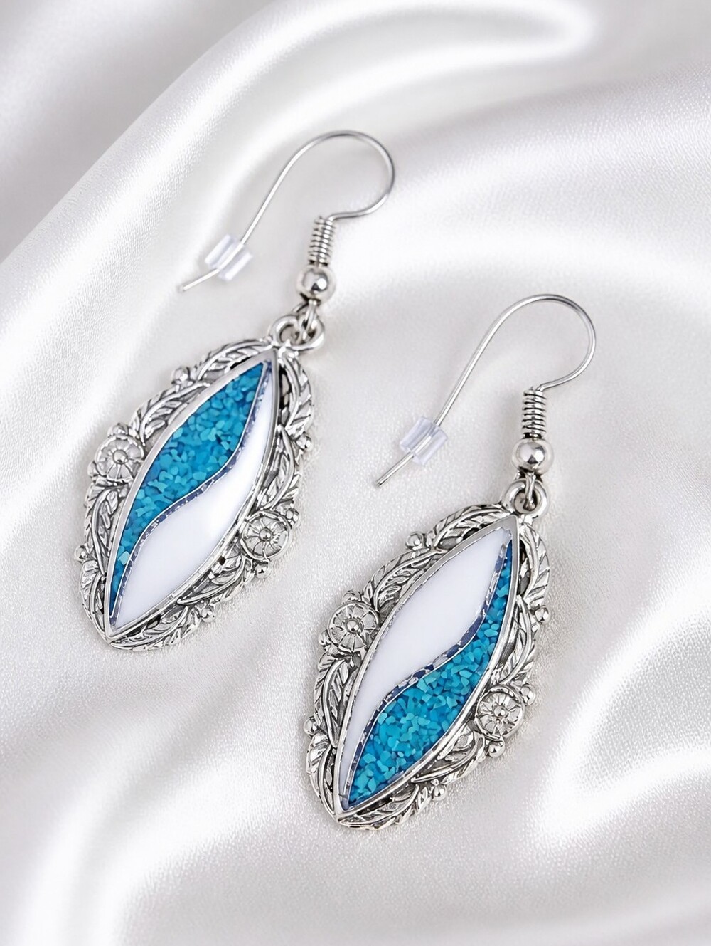 Vintage - Feather Southwest Fashion Dangle Earrings